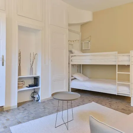 Beau Duplex Avec Jardin Et Vue *