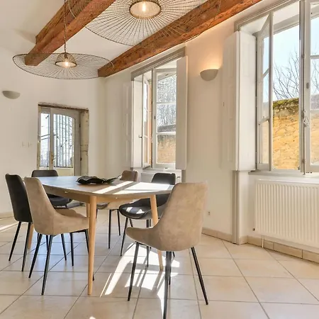 Beau Duplex Avec Jardin Et Vue Apartment