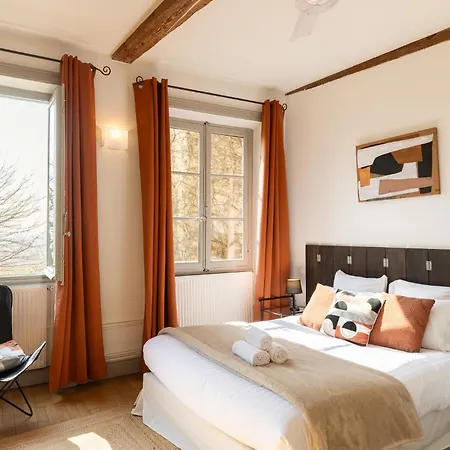 Duplex Jardin Prive Et Vue Sur Le Vieux-lyon Apartmán Lyon