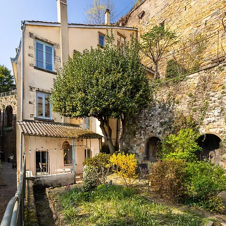 Duplex Jardin Prive Et Vue Sur Le Vieux-lyon Apartmán Lyon