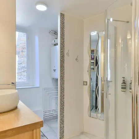 Beau Duplex Avec Jardin Et Vue *